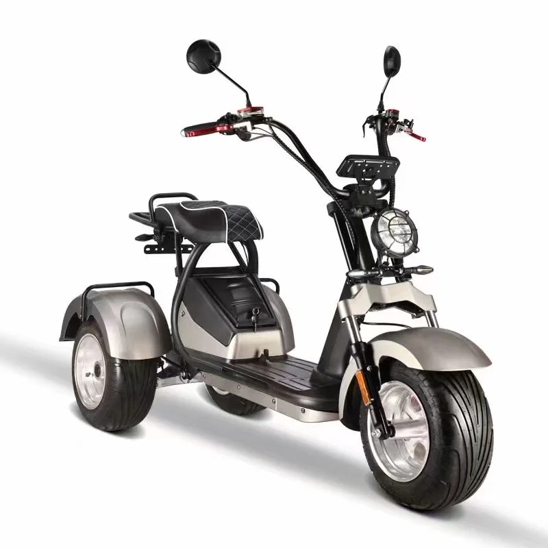Clark is hot selling Citycoco E-Scooter with Triple Wheels Dual Battery Power Advanced Digital Features 3 Wheels Tricycles