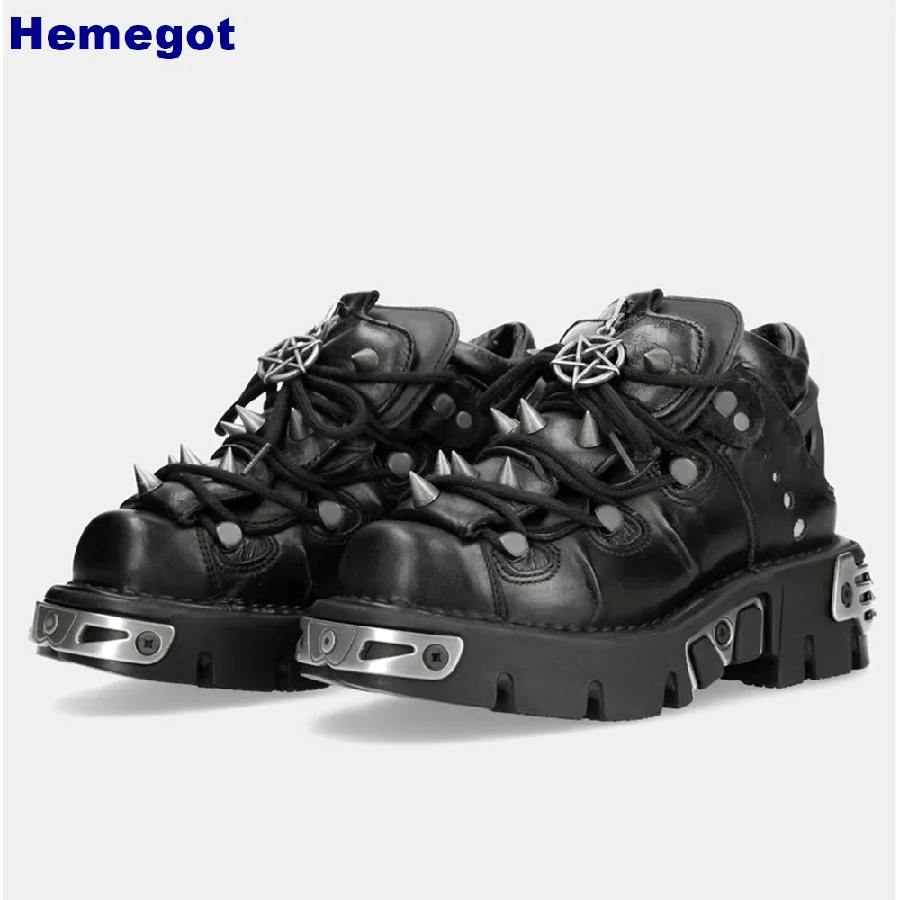 Thick Sole Star Metal Rivet Short Boots New Black Fashion Women\'s Casual Motorcycle Boots Street Punk Rock Lace-Up Sports Shoes