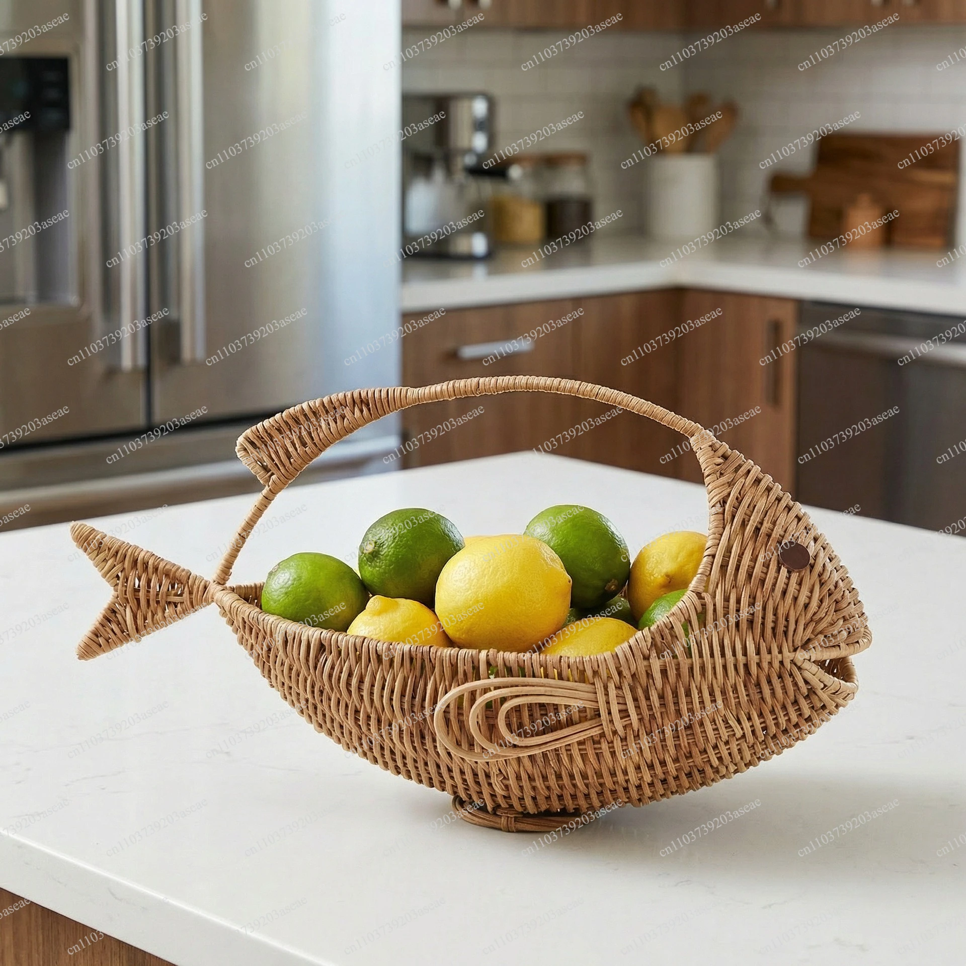 Natural rattan woven basket fish-shaped vegetable and fruit pastry snack basket home decoration creative fruit basket