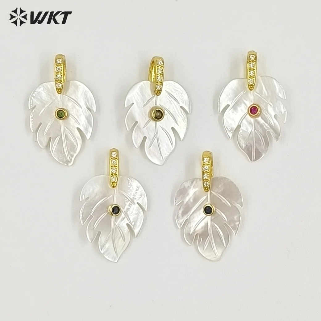 

Золотые подвески для женщин в форме листьев с цветными цирконами и перламутром, оптом от производителя WT-JP487, для украшения простых ожерелий.