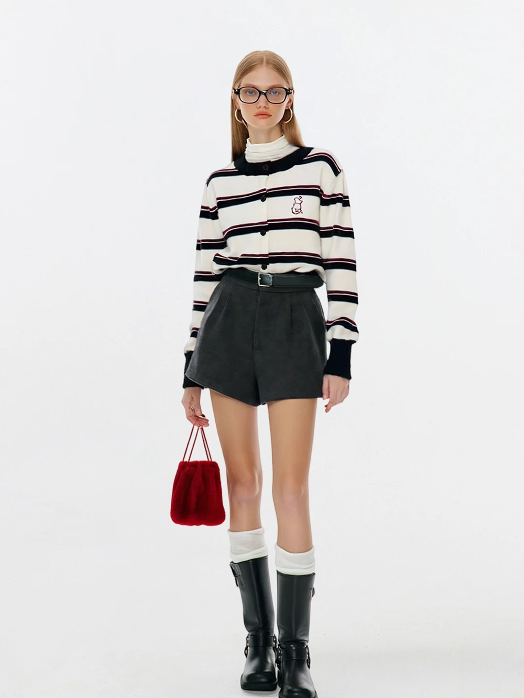 

Комплект AHMI: вязаный топ в полоску и шорты с высокой талией для девочек, повседневный осенний образ, нежные и мягкие цвета