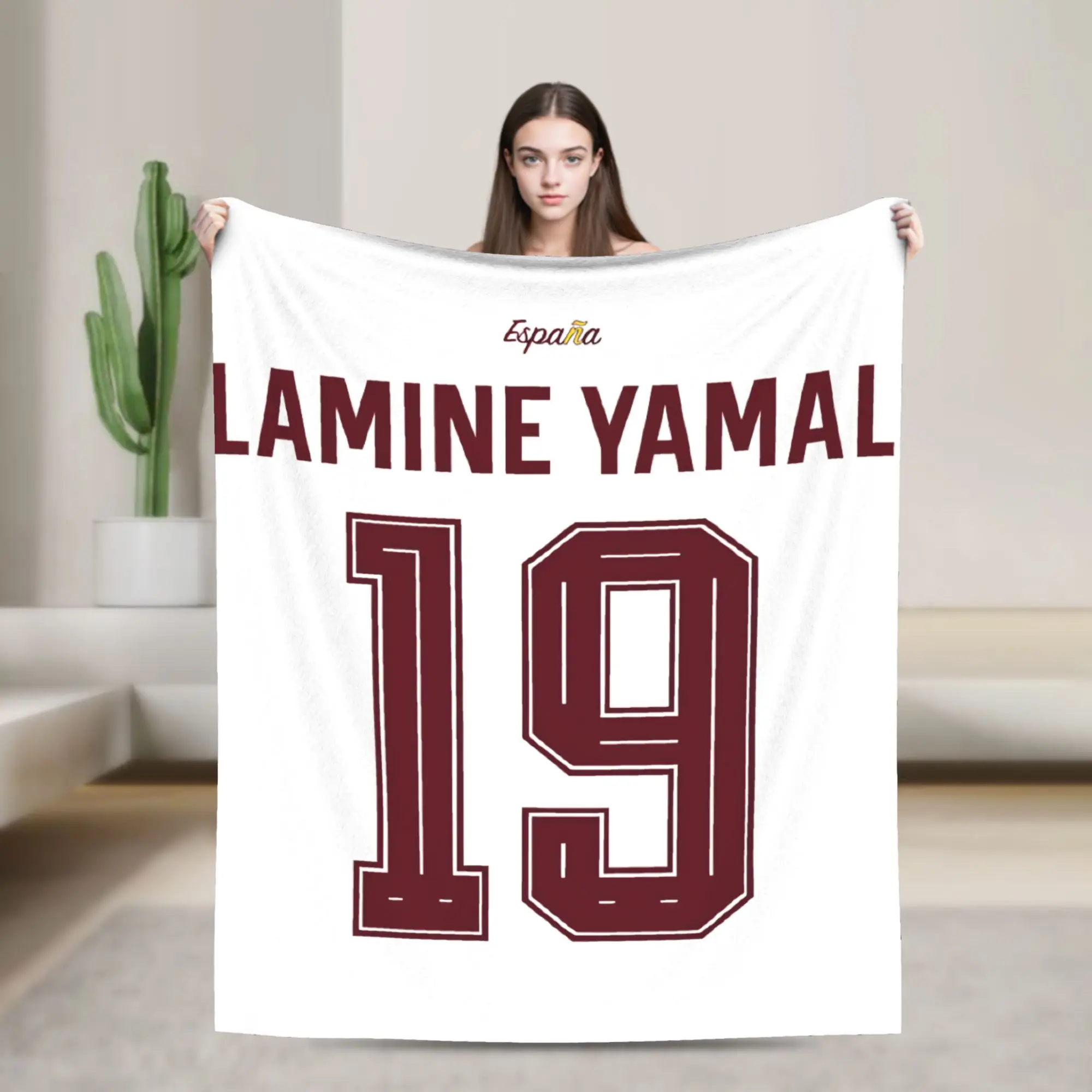 Lamine Y-Yamal Flannel Throw Blanket Number 19 Football Blanket for Home Office Soft Bedding Throws