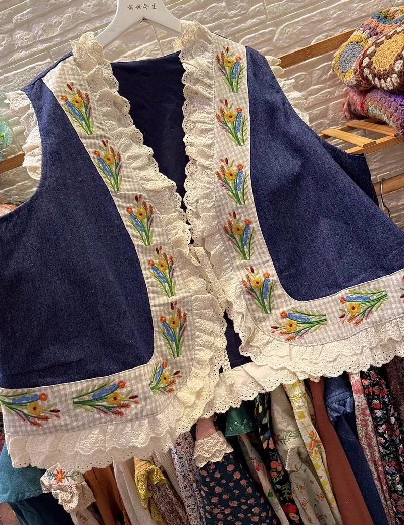 Vintage Denim Patchwork Cotton Lace Floral Embroidery Vest Women Mori Girl Retro Shabby Chic Cottage Core Rococo Victorian Vest