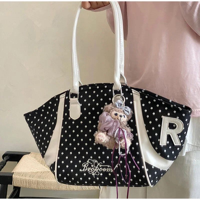 Wing Style Polka Dot Hobo Tote Bag mit Taschenanhänger, koreanische Umhängetasche mit großem Fassungsvermögen für Damen, süße Handtasche für den Arbeitsweg – Detail 3
