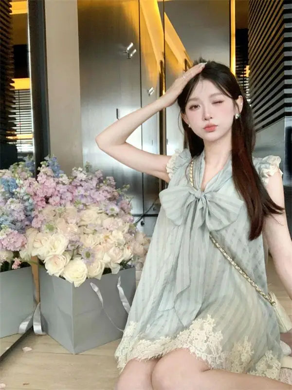 

Korea Chiffon Dress Women Party Streetwear Korean Fashion Dress Loose Lace Sleeveless V Neck Mini Sweet New Spring Summer Dress