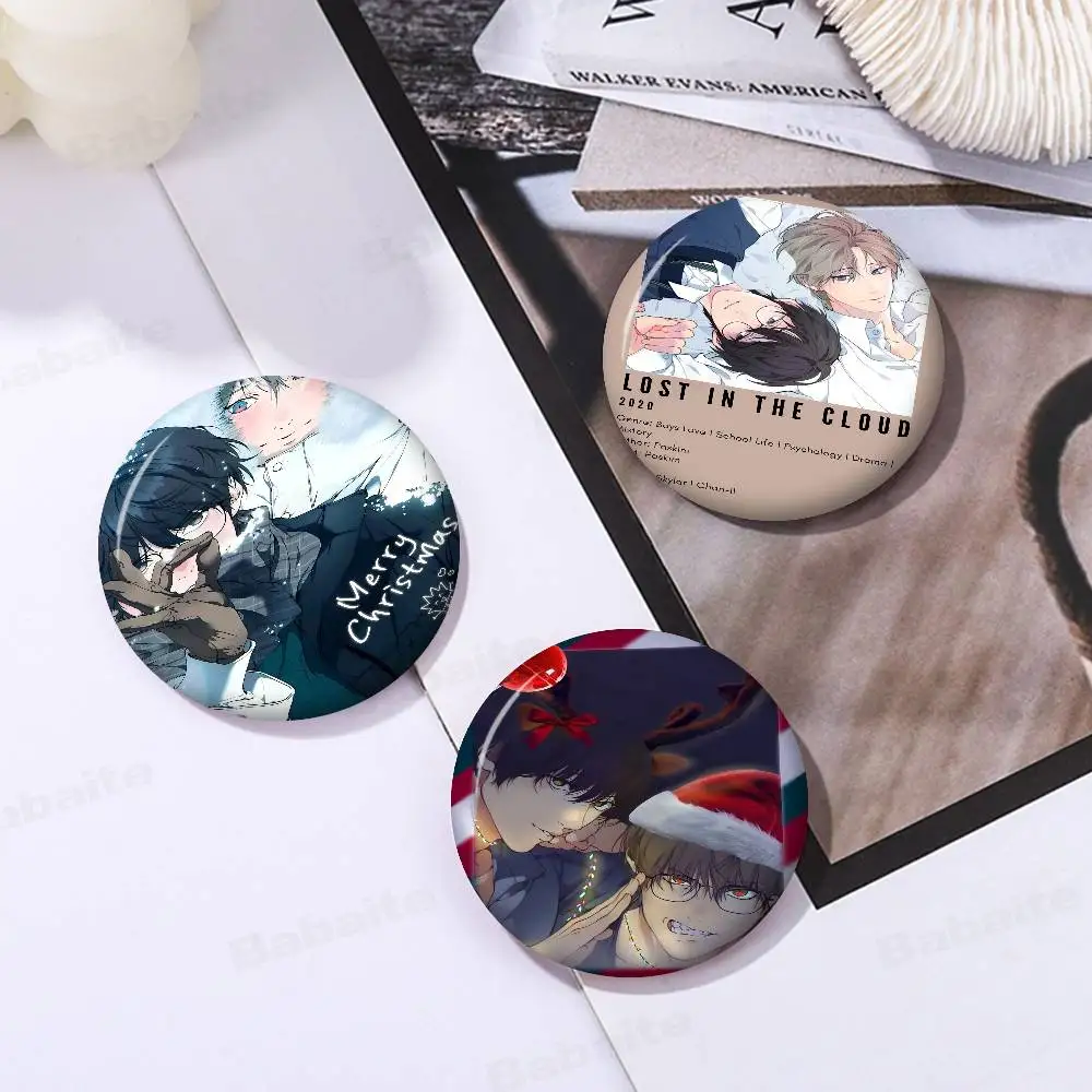 

lost in the cloud Soft Button Pin Round Metal Badge Lapel Pin Parts Gift Friends Kid Jewelry