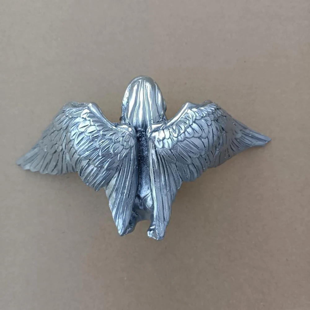 Silver and Gold Angel Wings Resin Handicraft Desktop Decoration 20x9x8cm Gardening Decoration Gift Doll Figure