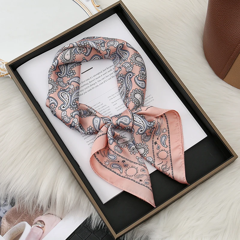 70*70 см модная бандана в стиле