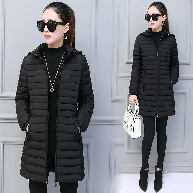 

2023 Mom's Winter Coat Women's Thickened Down Cotton Jacket Madam Parka Lightweight Slim Fit Large Size Hooded Warm Outerwear