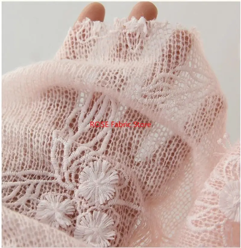 

1-ярдовая вышитая ткань с розовым крылом и бабочкой, вязаная шерстяная дизайнерская ткань