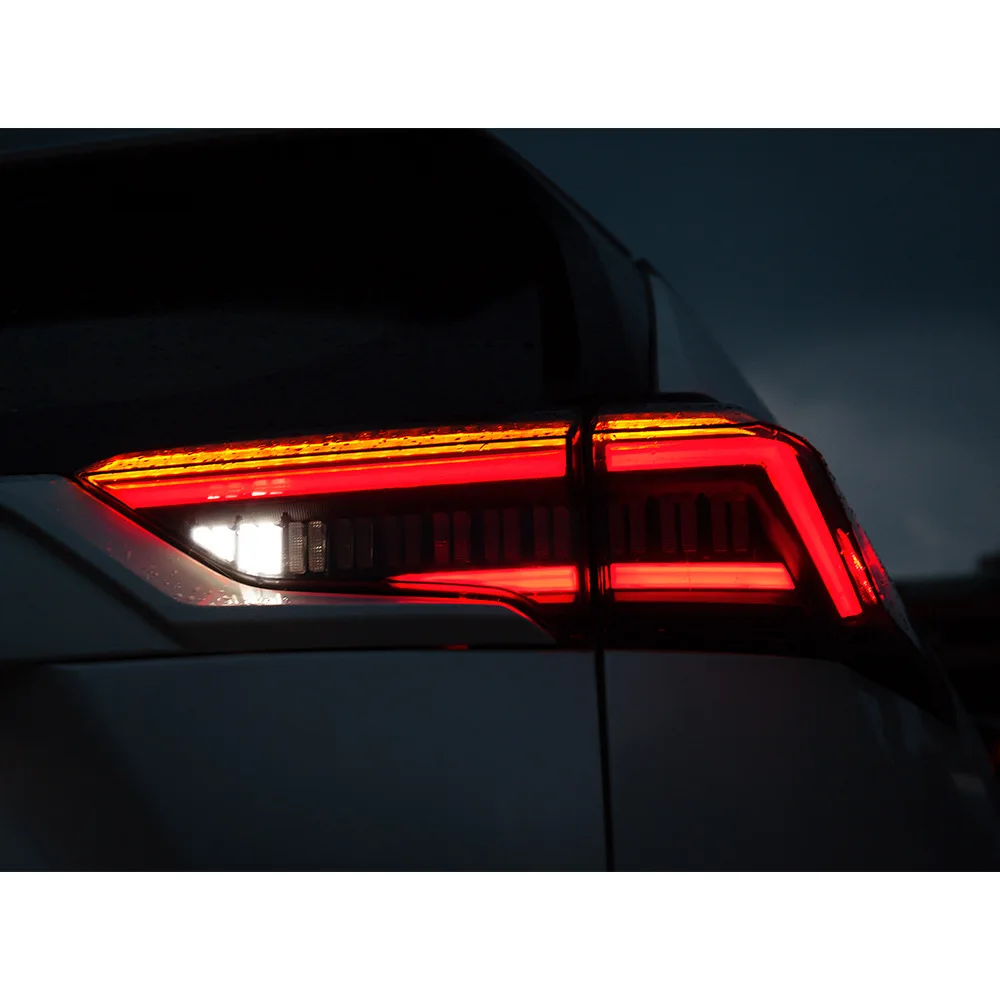 Suitable for Toyota RAV4 Modified Tail Light Assembly Streamer Steering US Version Available