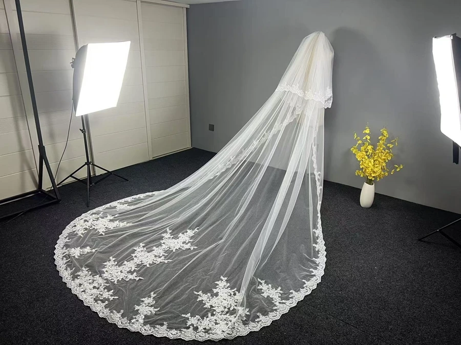 New Arrival White Ivory Cathedral wedding veils Lace Appliques Sexy Bride velos novia wedding accessories Two Layers Bridal Veil image 3