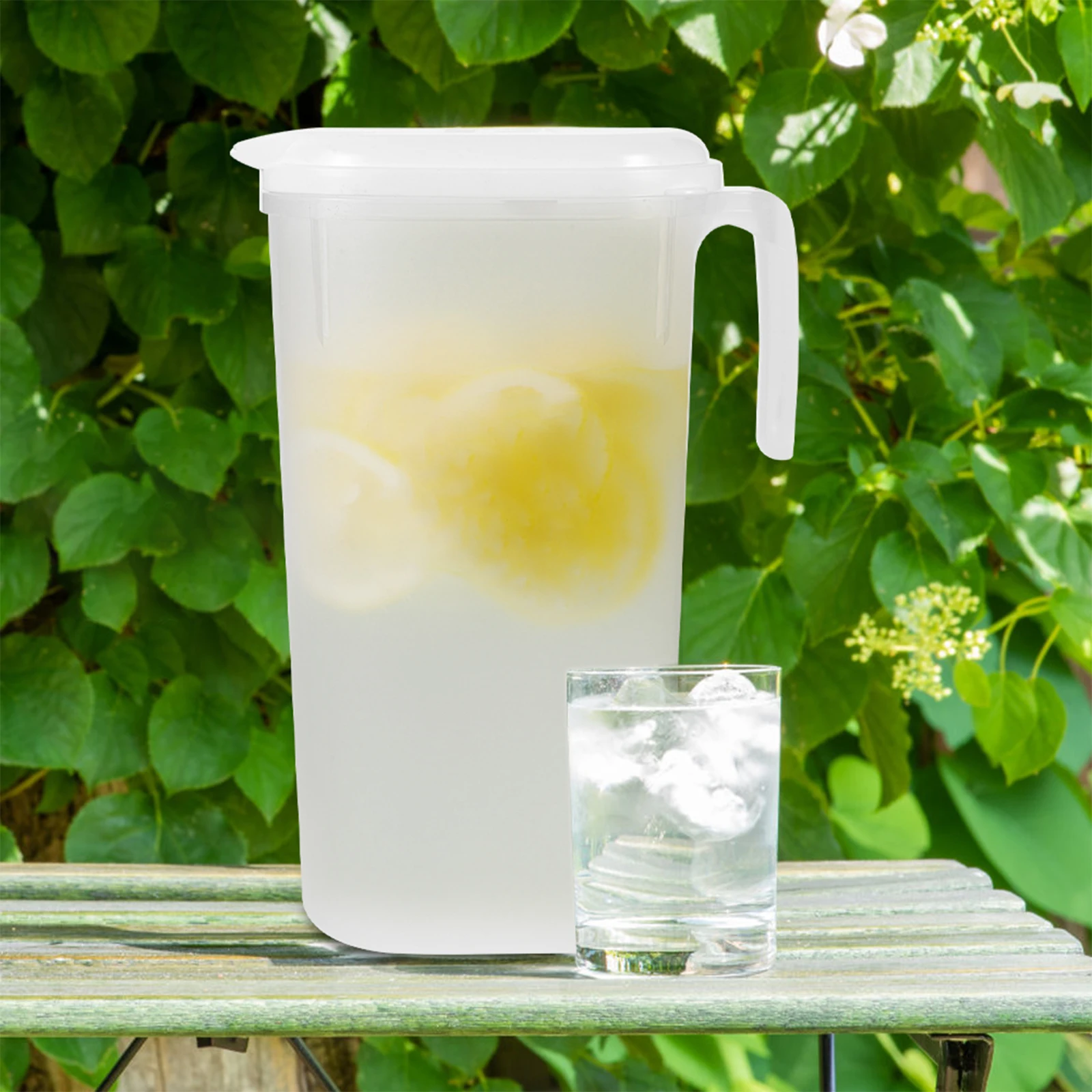 

2L Large Capacity Cold Water Jug With Lid Refrigerator Beverage Pitcher Japanese Style Juice Container Home Office Party