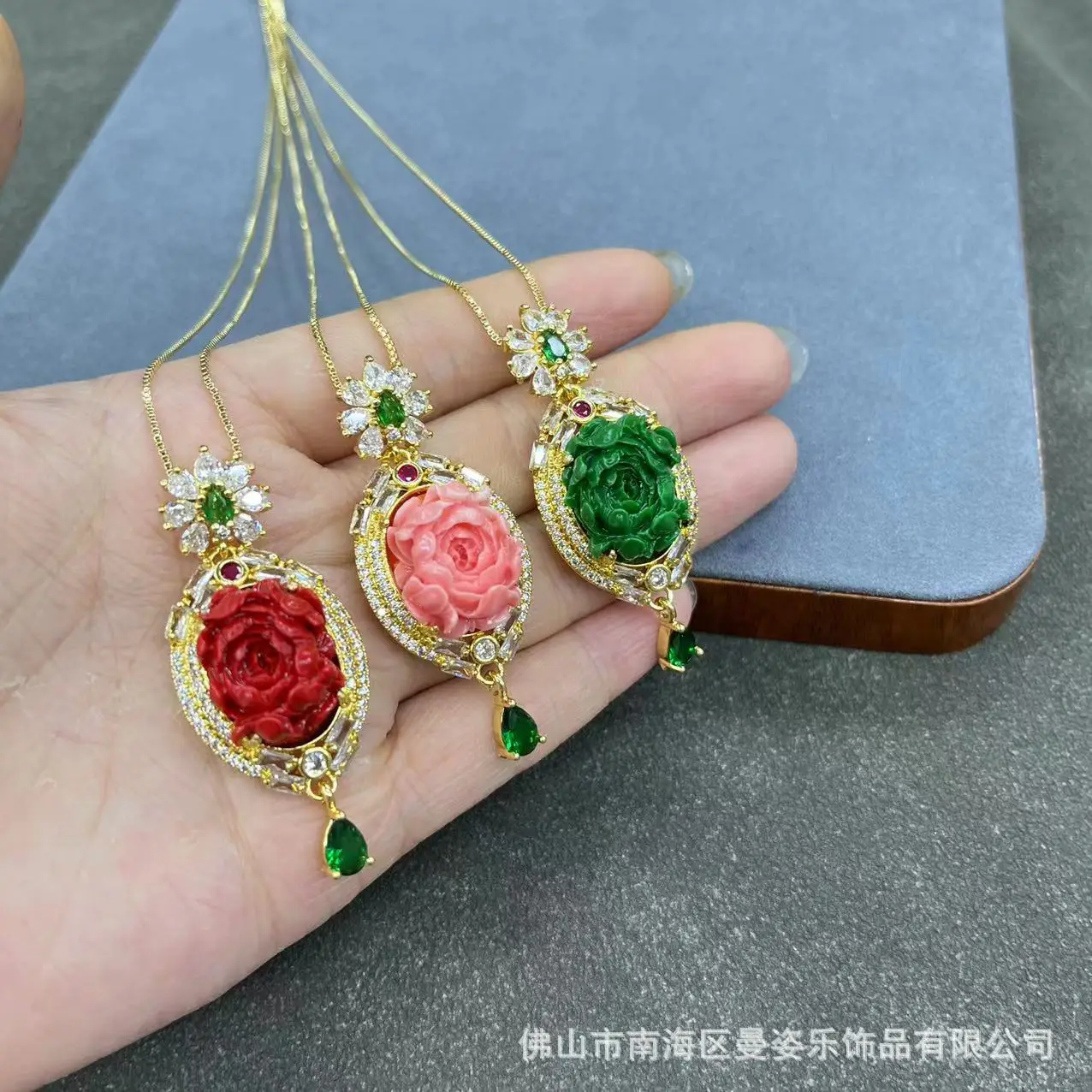 New red peony flower red inlaid necklace medieval niche light luxury jewelry manufacturer live broadcast supply wholesale