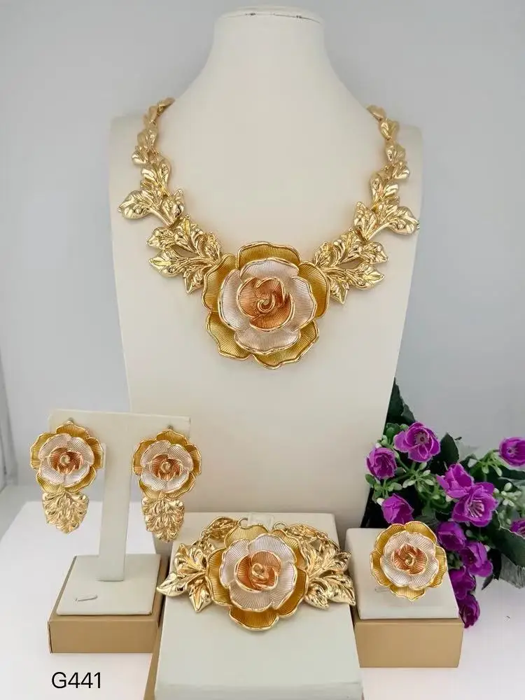 Beautiful Three Tone Flower Italian Jewelry Simple Elegant Collar Brazalete Aretes Anillo Discount 4PC Set for navidad Christmas