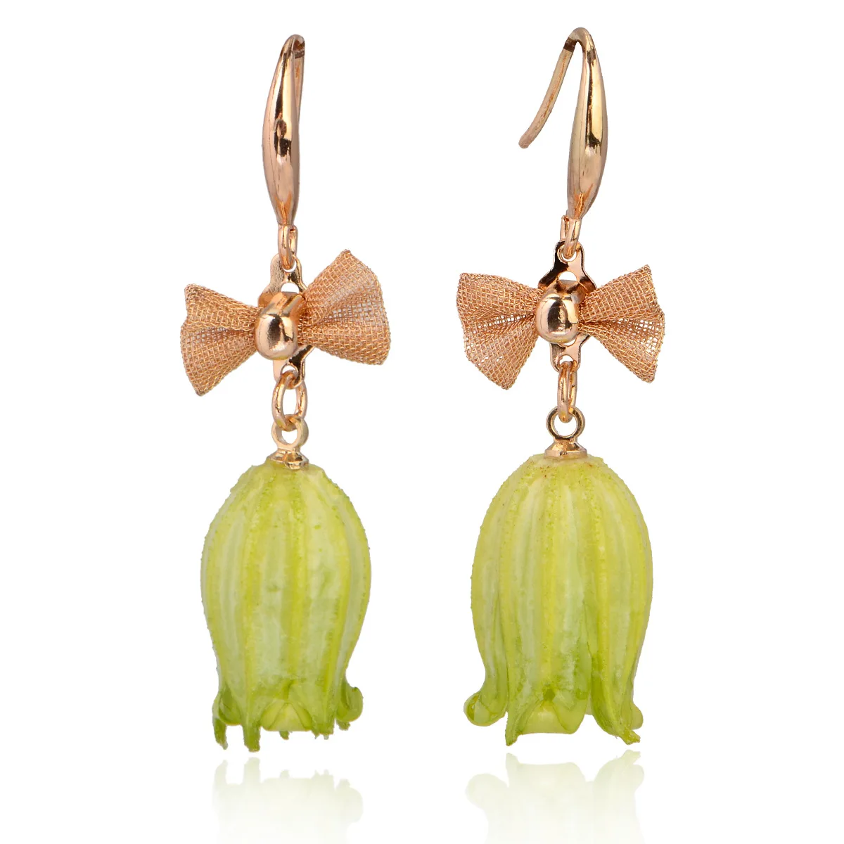 Cute Mori Japanese Lily of the Valley Rose Dried Flower Immortal Flower Epoxy Earrings Fresh Mint Green Handmade Earrings