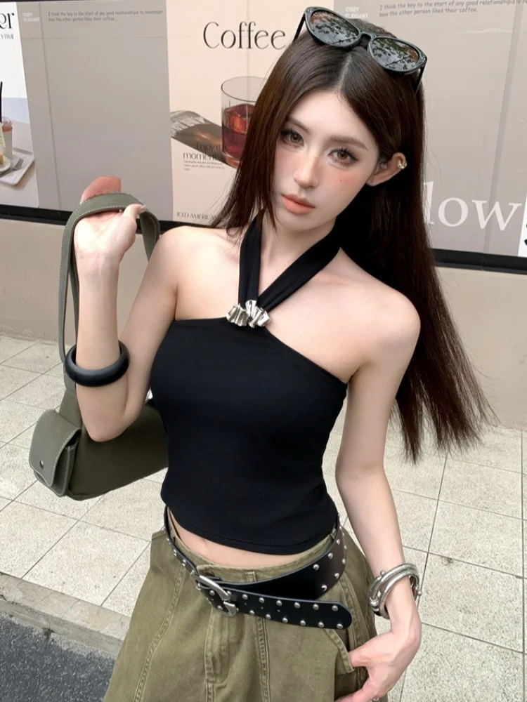 

Sexy American Style Hot Girl Metal Buckle Halter Top Women's Summer Slim Fit Sleeveless Vest Short Length City Walk Friendly