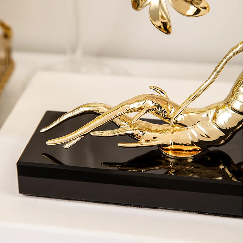 Metal Handicraft Ornaments Golden Ginseng Simulation Plant Sculpture Flower Home Decoration Accessories Figurines