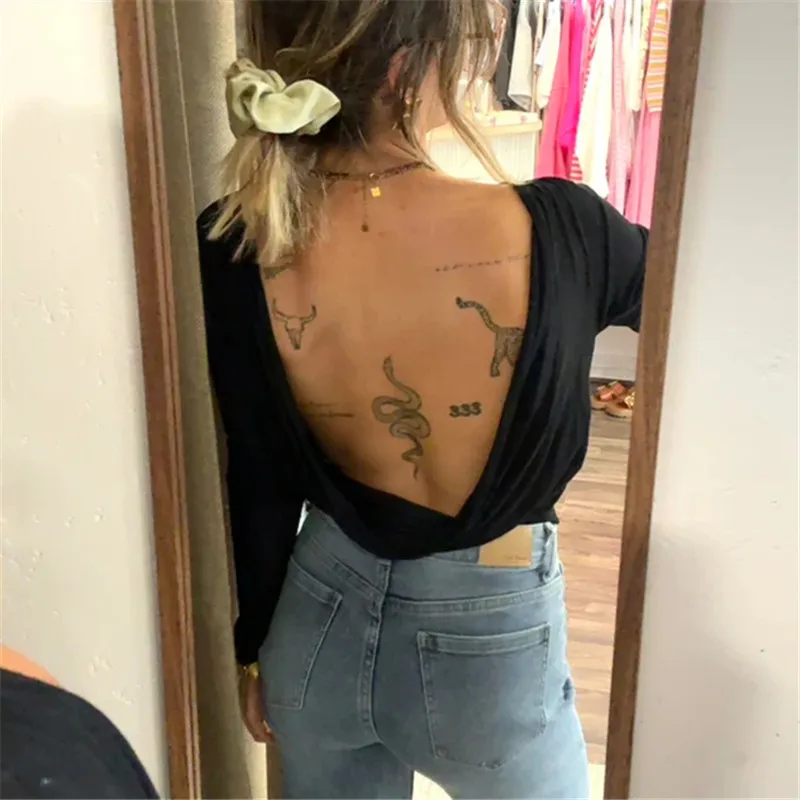 قميص نسائي أنيق مفتوح الظهر بأكمام طويلة بدون ظهر ورقبة قارب بلوزة للخروج ملابس Y2k بلوزة جمالية منخفضة الظهر