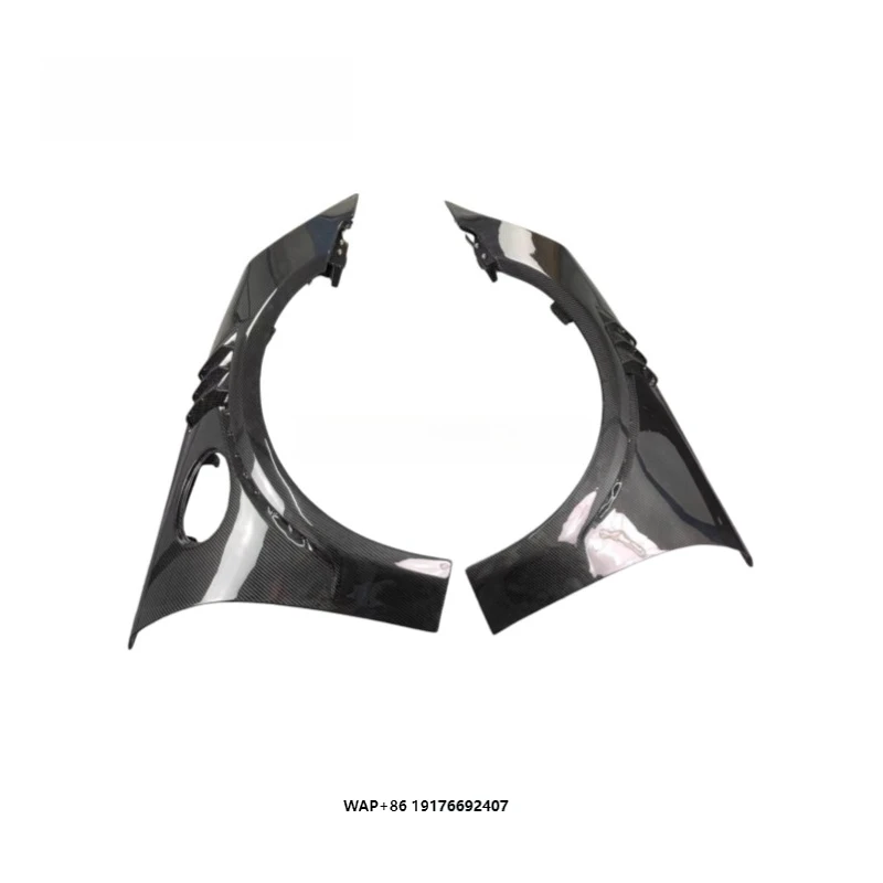 Custom-made Dry Carbon Fiber Fenders Suitable for the 911 992 Turbo S Body Kit.