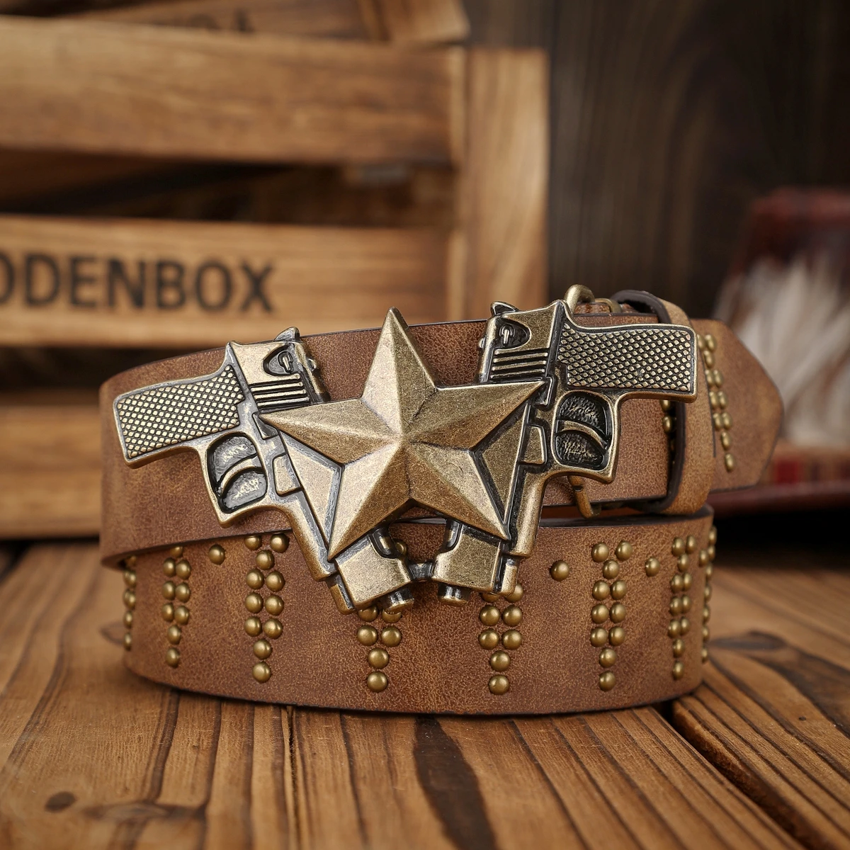 A Western-style PU Belt Suitable for Both Men and Women, in Bohemian Style and Retro, Is Perfect for Daily Casual Outings