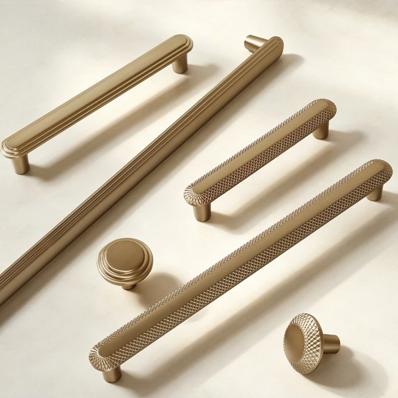 Image of Goldener Kleiderschrank-Türgriff, Moderner Minimalistischer Schubladenknopf aus Zinklegierung, Solider Runder Einlochgriff für Möbelbeschläge