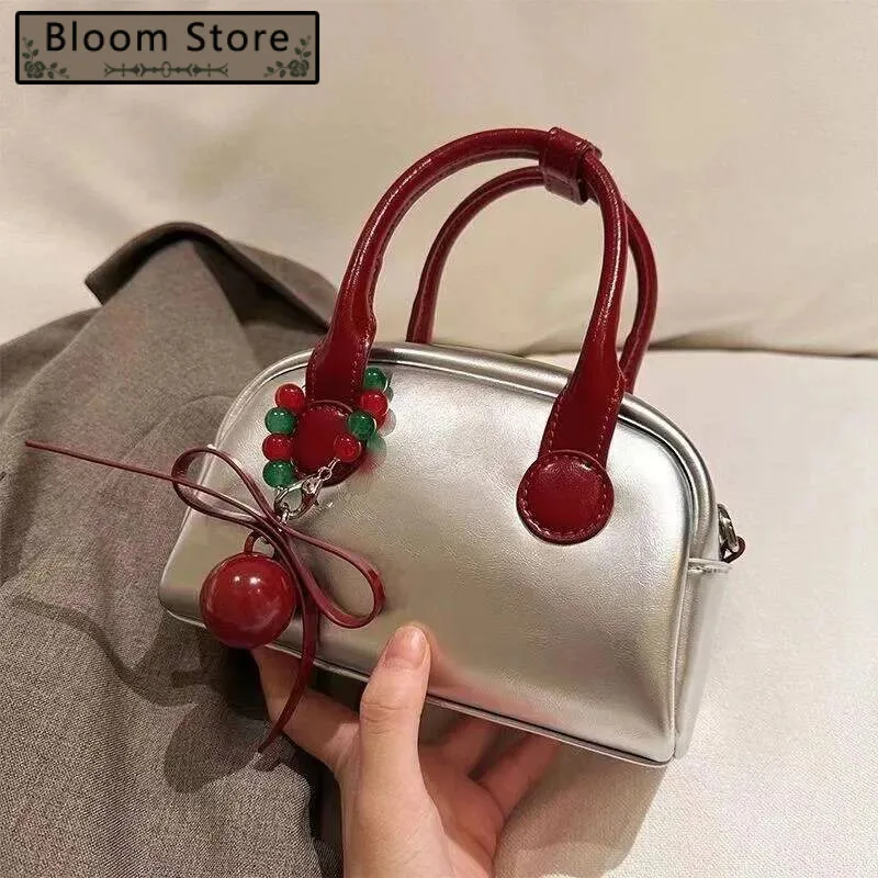 

Hot Girl Cute Sier Bowling Handbag Women Fashion Leather Petite Shoulder Ladies Stylish Casual Versatile Crossbody Bag New