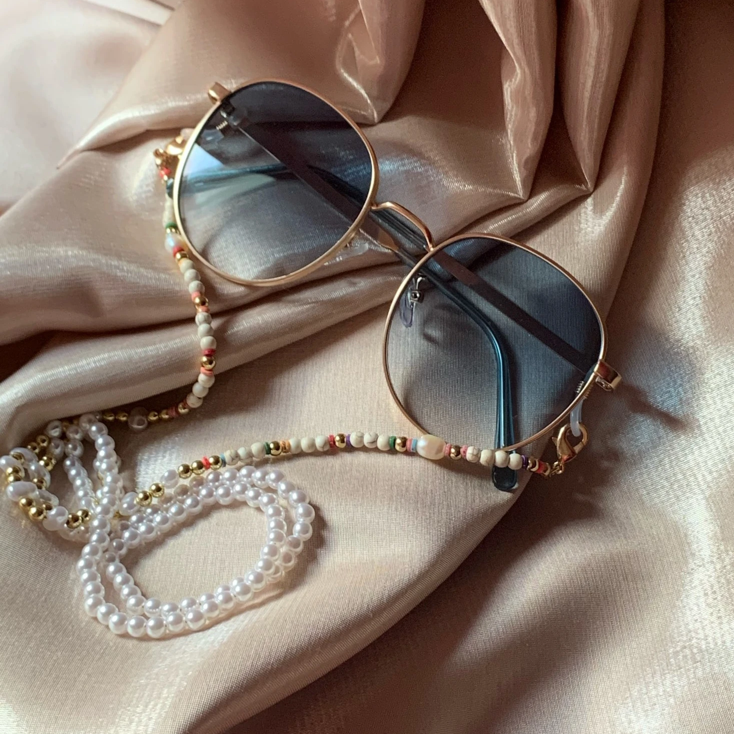 2022 Elegant Natural pearl Adorned Sunglasses Chain Eyeglass Chains Necklace Holder Fashion Jewelry Face Mask Chain