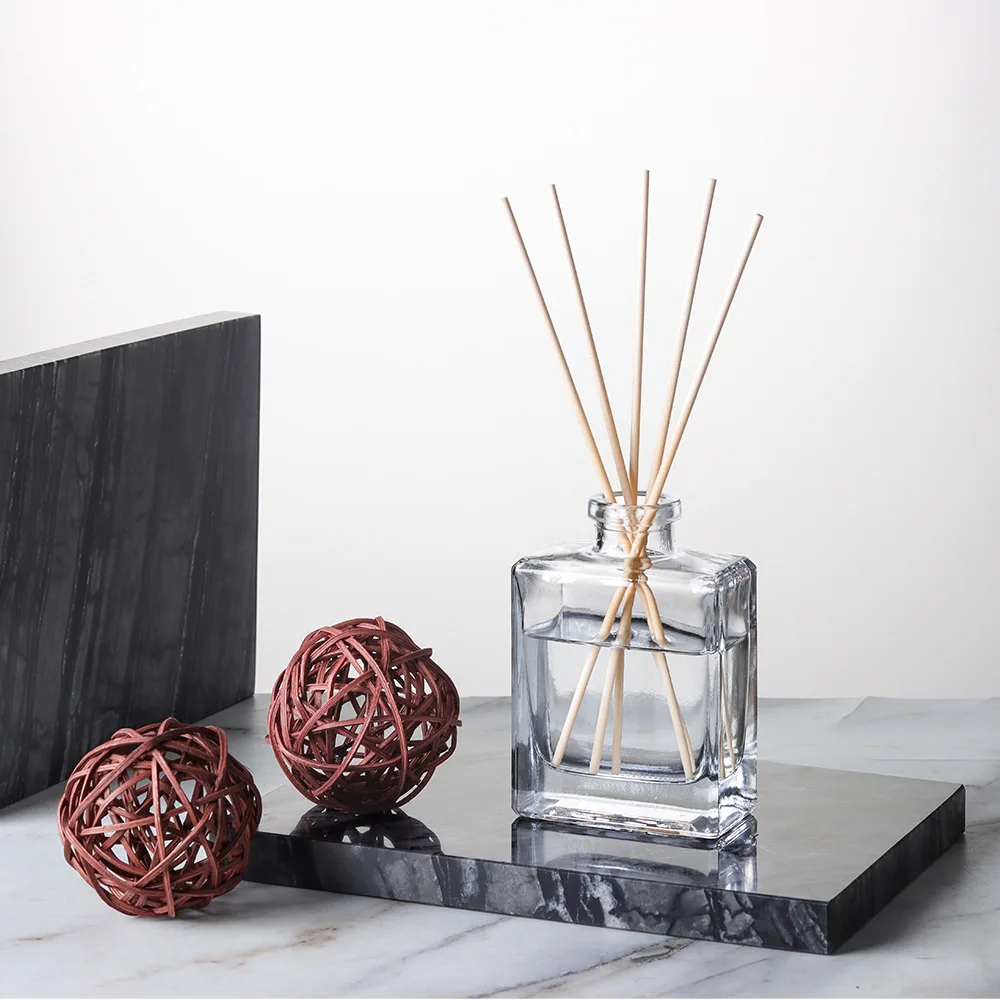 Modern simple square glass aromatherapy bottle rattan fragrance home decoration simple transparent