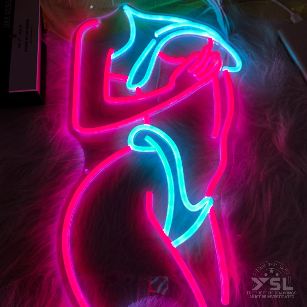 Die maßge schneiderte Bikini-Schönheits-Neon lampe gilt für den Strand-Party-Liebhaber raum der Bar, um die Atmosphäre zu schaffen