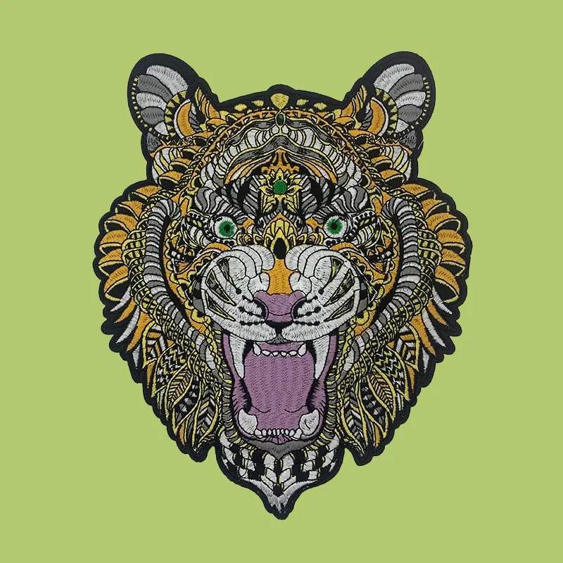 Moda ve yüksek kaliteli kaplan kafası nakış demir bez etiket ceket dekorasyon arka etiket büyük DIY yapıştırıcı yama