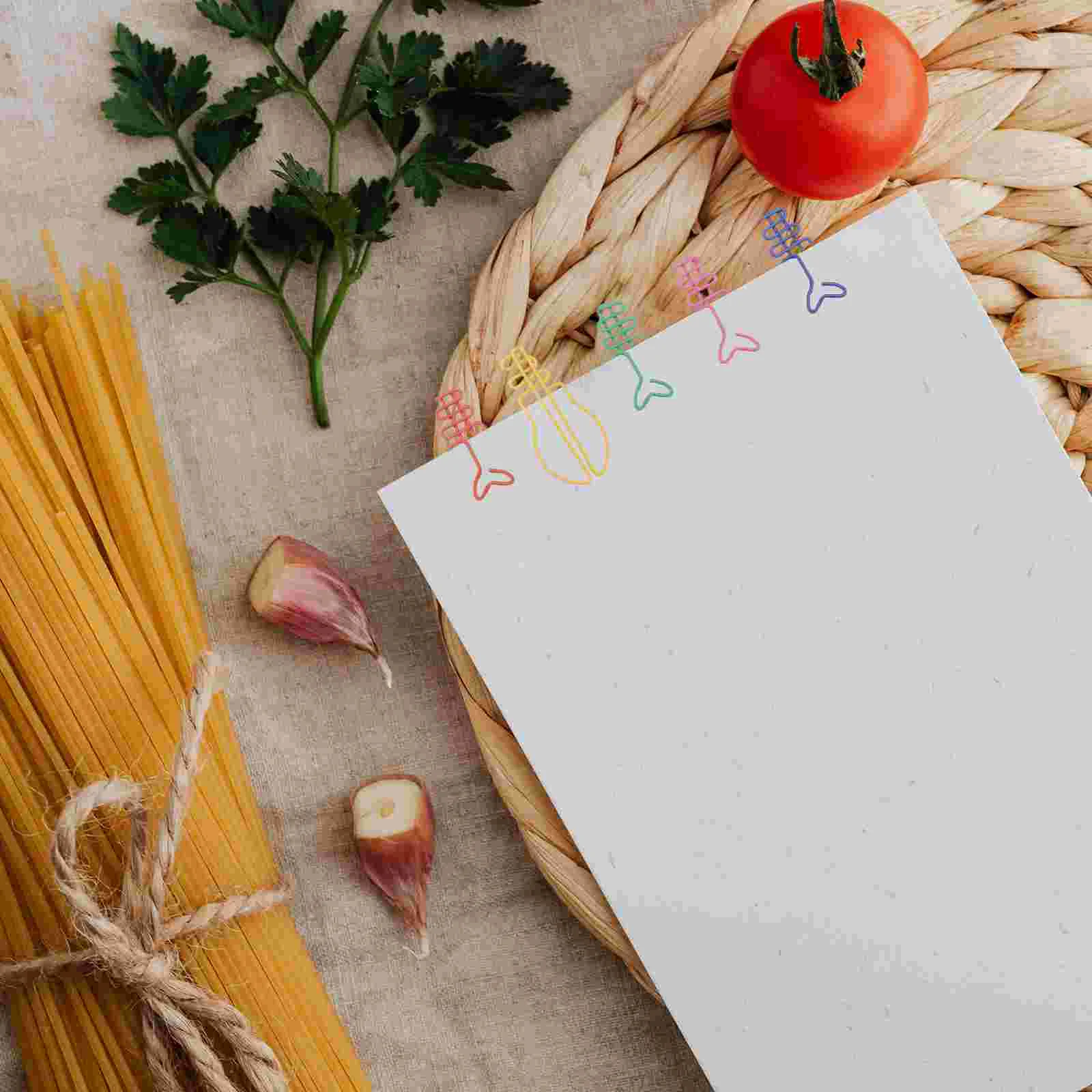 30Pcs Light Bulb Shaped Paper Clips Bookmark Clips Office Binding Supplies Stationery Tools Note Clips Desk ganizers School