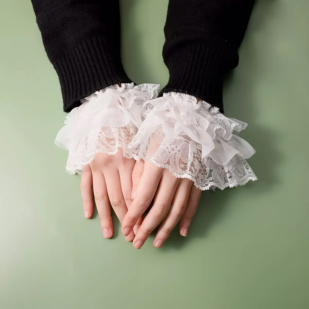 1 Para Eleganckich Koronkowych Rękawów na Ręce z Kwiatowym Haftem, Potrójnie Warstwowe Plisowane Falbany, Elastyczne Mankiety z Oddychającego Materiału