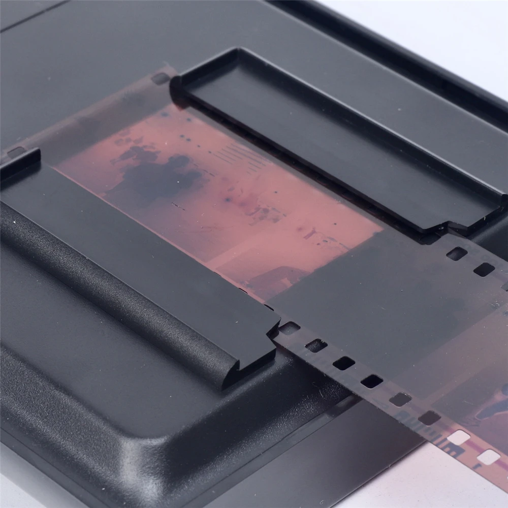 Protable Photo Mobile Phone Film Scanner TON169 35/135MM Color Smartphone Film Digital Negative Scanner For Andriod IOS