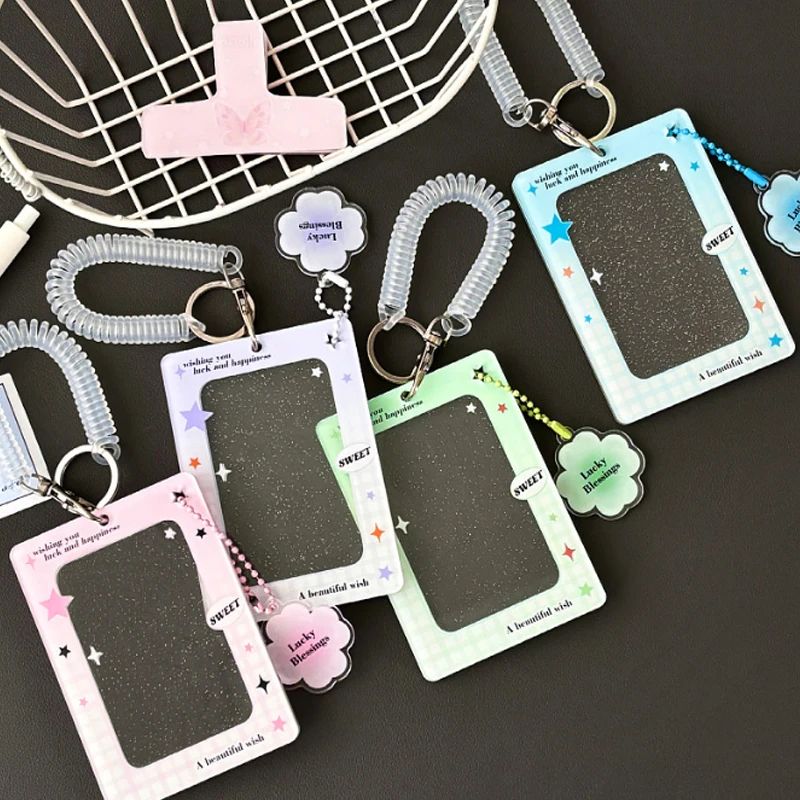 

Прозрачный акриловый держатель для карт INS Four Leaf Clover с блестками, 3 дюйма, для фотокарточек, защитный чехол для ID-карт, брелок-подвеска