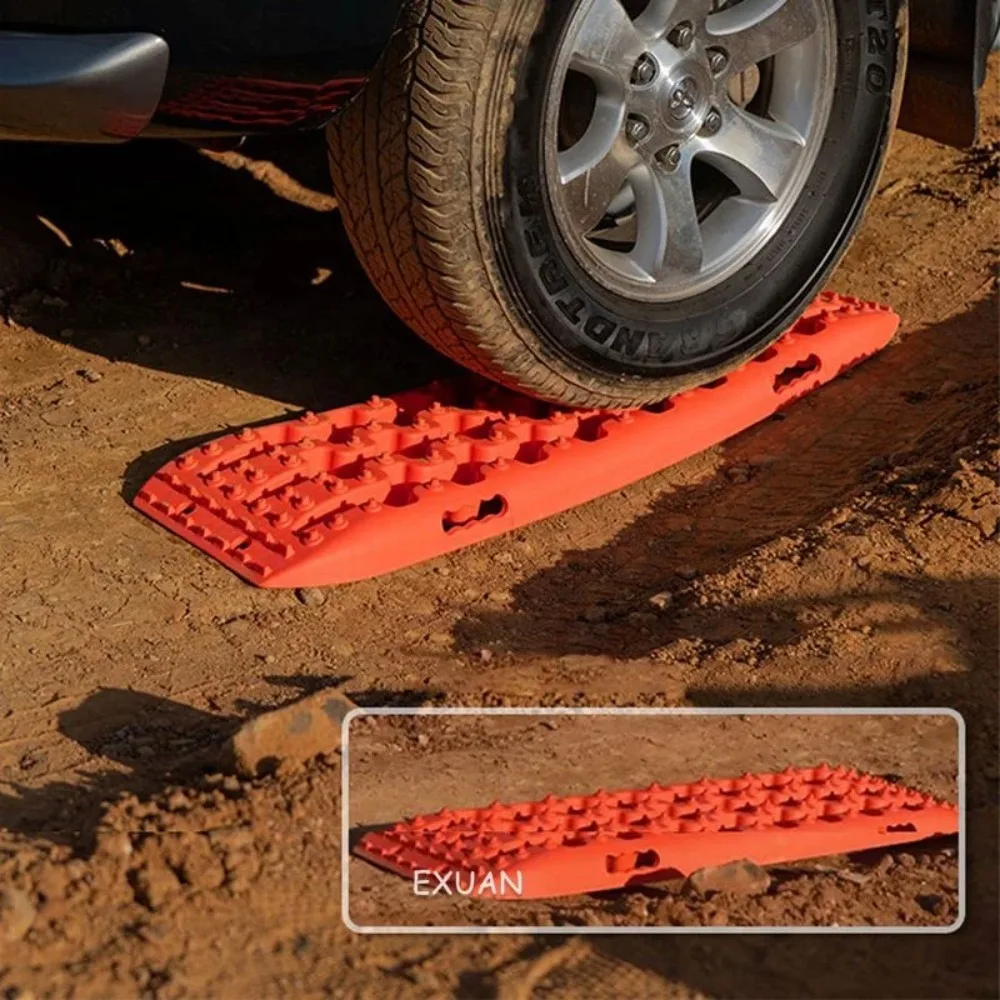 1/2Pcs Car Recovery Tracks Off Road Traction Mats for Sand Mud Snow  Heavy Duty PP Emergency Rescue Ladder for Jeep SUV Truck