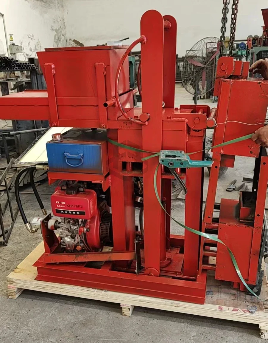 Diesel engine hydraulic clay interlocking brick machine power replaceable brick machine price