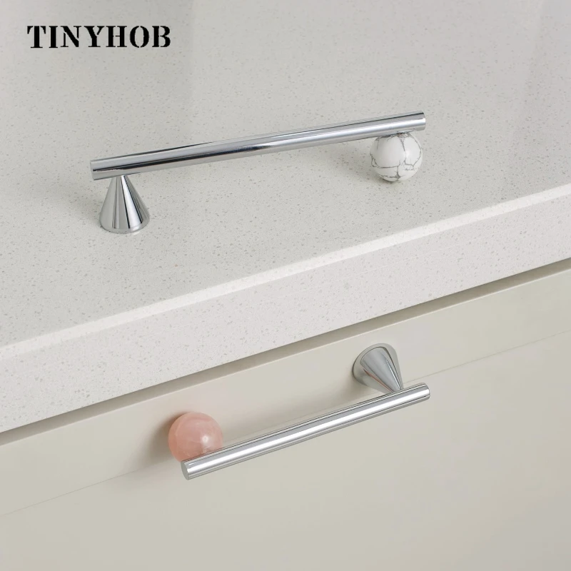 

Natural Crystal + Bright Chrome Brass Furniture Handles Door Knobs and Handles for Kitchen Cupboard Drawer Pulls Home Decor
