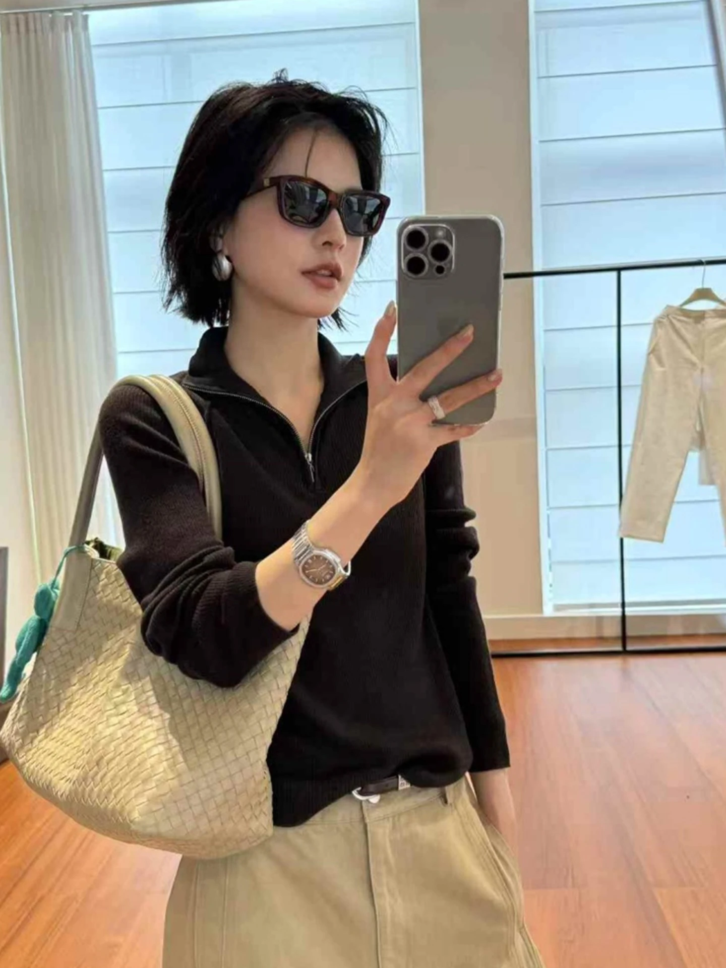 เสื้อไหมพรมถักทรงยาวแบบเรโทร มีซิป สวมใส่สบาย ช่วยให้ดูผอมเพรียว เสื้อผู้หญิงแฟชั่น ใส่เป็นเสื้อตัวในได้ เหมาะสำหรับฤดูใบไม้ร่วงและฤดูหนาว