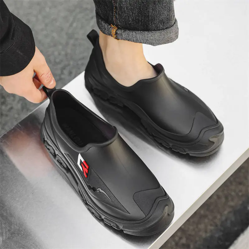 

Мягкая мужская обувь в корейском стиле для молодых студентов с низким берцем для рыбалки и воды, оригинальные мужские резиновые сапоги высокого качества для взрослых, дешевые садовые грязевые мужские резиновые сапоги