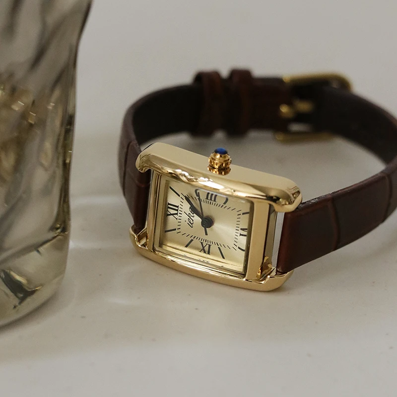 

New She'H Women'S High-End Quartz Vintage Minimalist Watch, A Perfect Gift For Women. Small Women'S Watch, Ladies' Wristwatch.