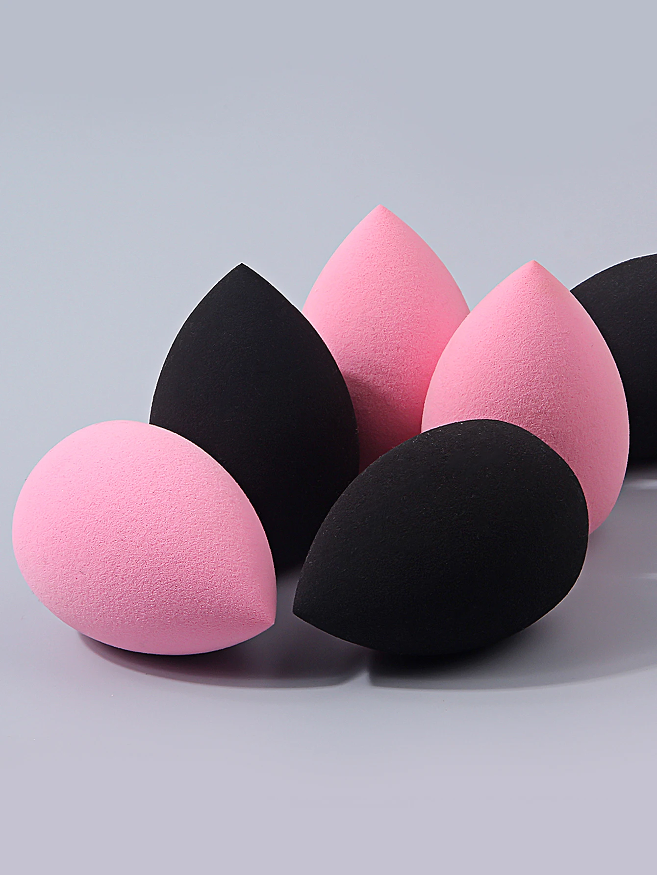 6 قطع فائقة النعومة، تورم عند مكشوفة الماء، بيضة إسفنجية للمكياج، أداة مكياج الوجه المحمولة جافة ورطبة مزدوجة الأغراض