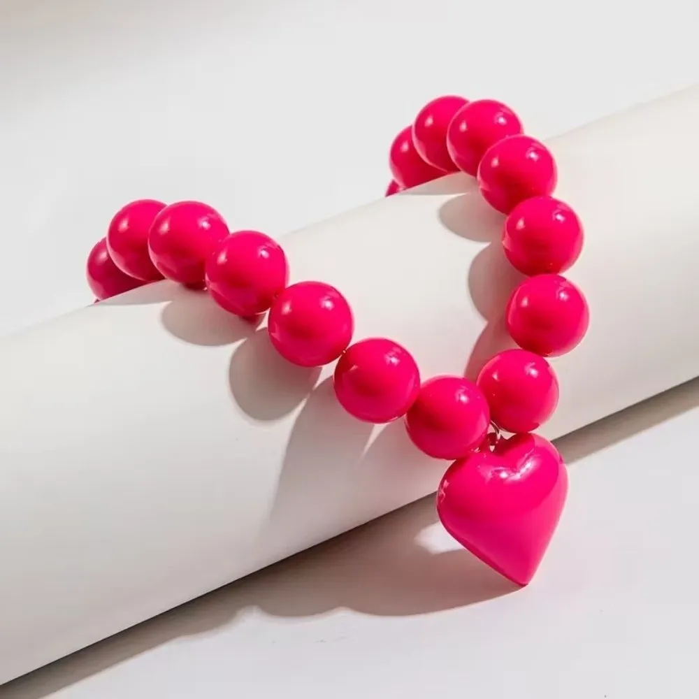 Fashionable Acrylic Beaded Necklace Solid Cream Color Oversized Heart Pendant Choker Lightweight Round Clavicle Chain Date Gift