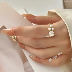 Korea Exquisite Freshwater Pearl Flower Rings for Women Fashion Simple Flowers Opening Rings Girls Custom Jewelry Anillo Hombre