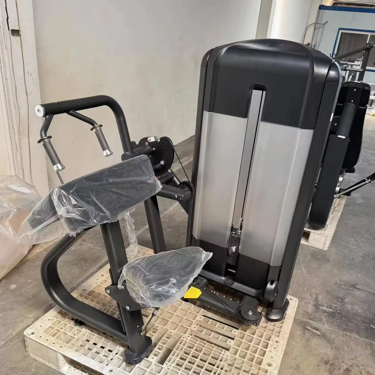 

DS004 Triceps Extension Machine Indoor Sport Gym Machine Commercial Fitness Equipment Equipo De Gimnasio Maquinas De Gimnasio