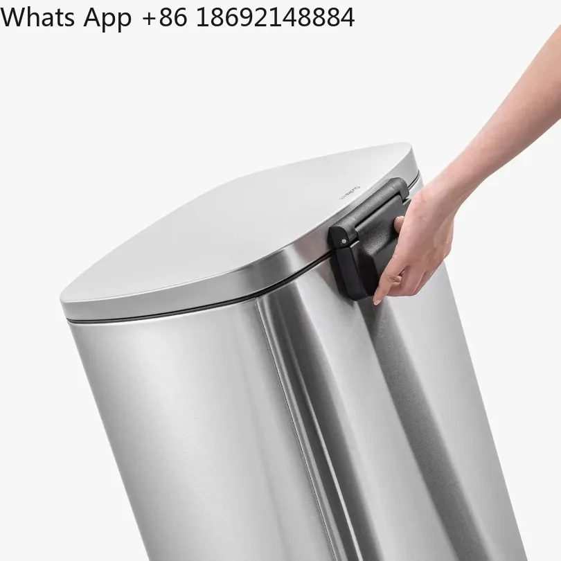 Foot pedal type Foot pedal with cover Large capacity 50 liters stainless steel trash can Restaurant with cover