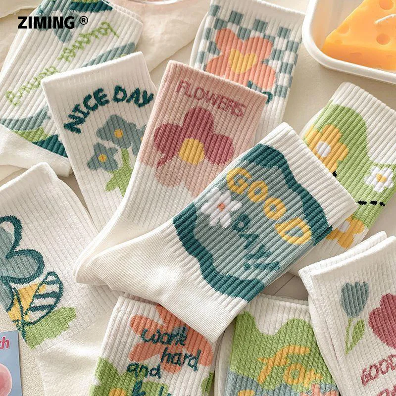 

Fashion Simple Printed Women's Socks White Cotton High-Elasticity Comfortable Flower Knitted Casual Sports Mid-Tube Socks