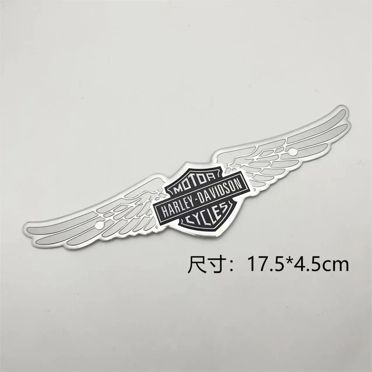 Variant: 17.5x4.5 silver