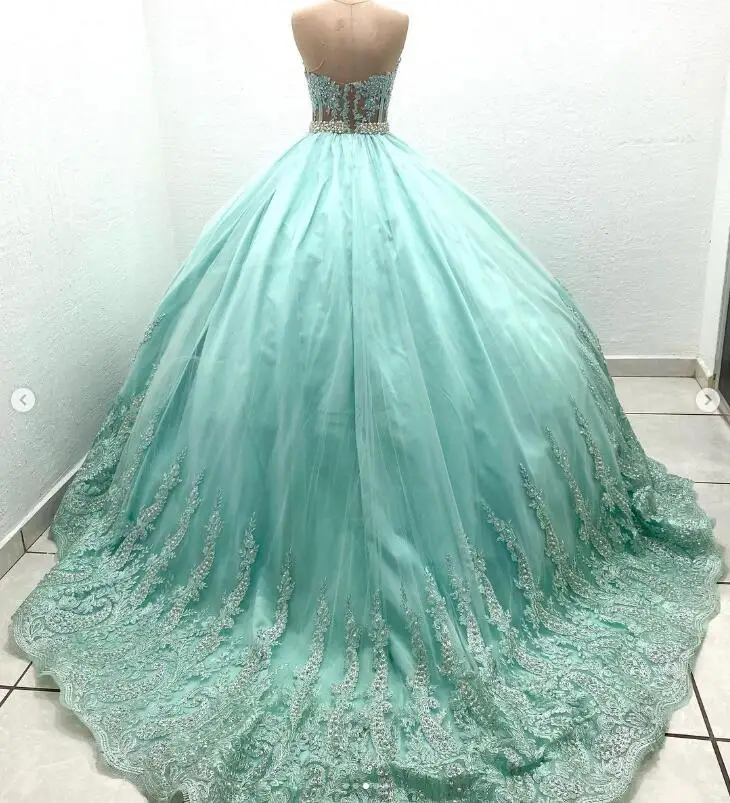 Mint Green Princess Quinceanera Dresses with Jacekt 2023 Lace Beaded Applique Cathedral Train Prom Occasion 15 Birthday Dress