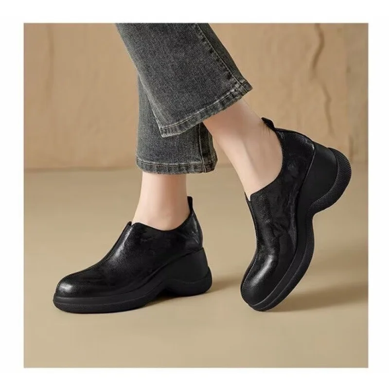 

Hot Sale! Trendy Women's Chunky Platform Loafers, Round Toe Slip-On Flats, 2025 New Super Comfy Casual Shoes